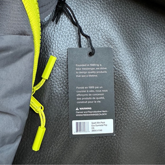 NWT Timbuk2 Spark Mini Pack (gray) - Picture 9 of 9